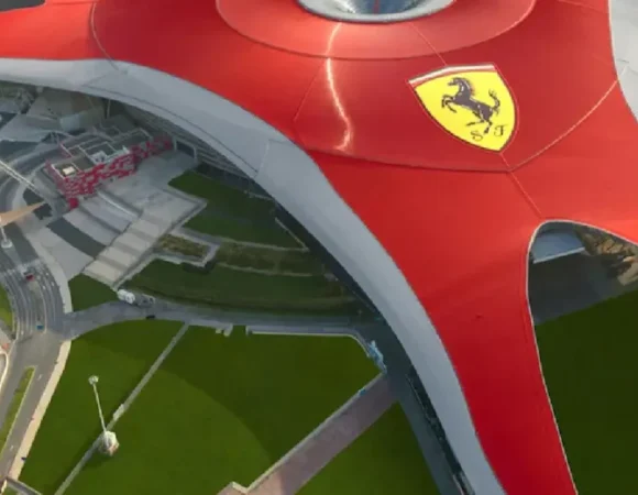 Abu Dhabi City Tour + Ferrari World