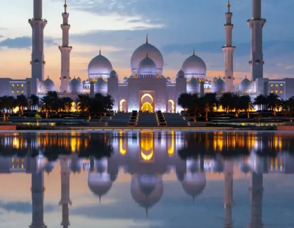 Full-Day Private Tour From Dubai To Sheikh Zayed Grand Mosque